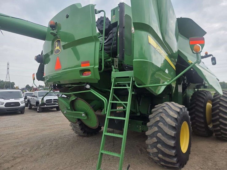 2013-john-deere-s660-image-17
