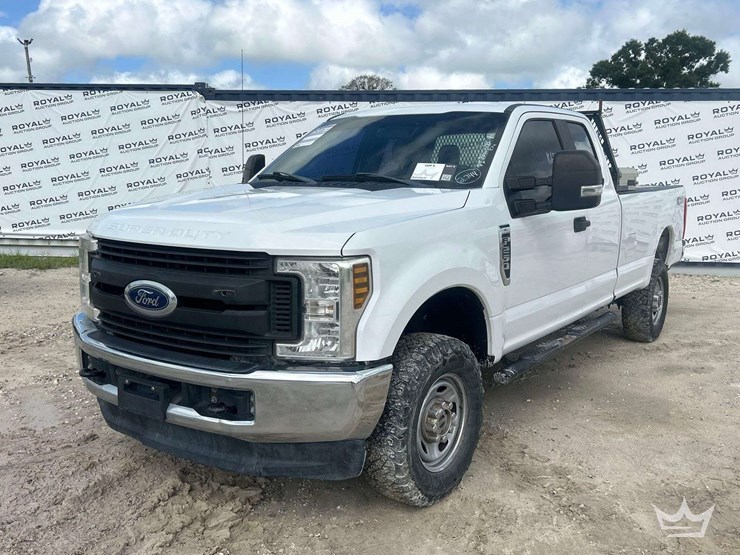 2019-ford-f250-image-1