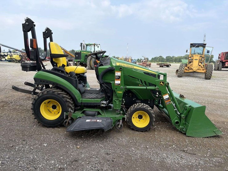 john-deere-1025r-image-6