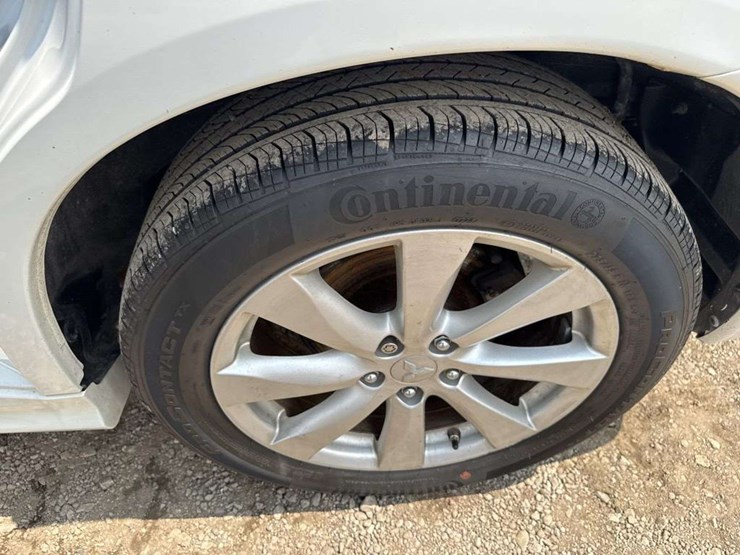 2012-mitsubishi-outlander-image-14