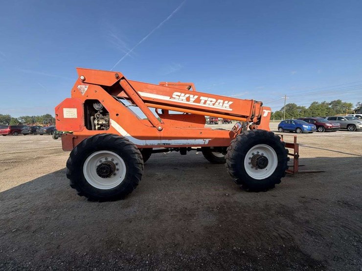 sky-trak-6036-image-6