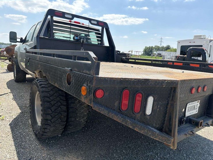 2008-chevrolet-3500-image-6