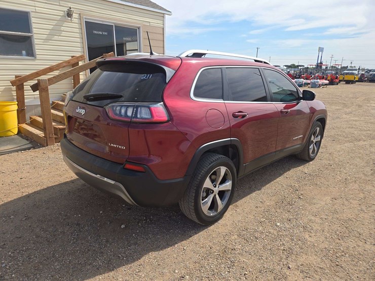 2019-jeep-cherokee-limited-image-3