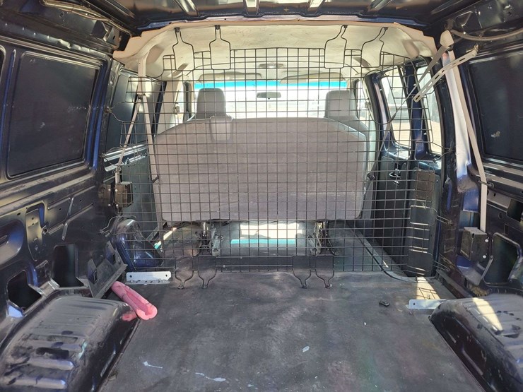 2013-ford-e150-image-10