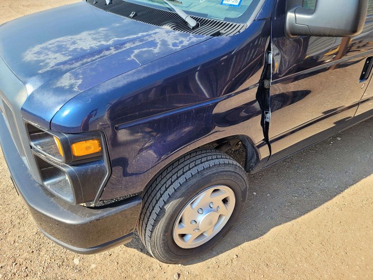 2013-ford-e150-image-2