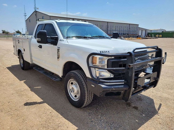 2020-ford-f350-image-3