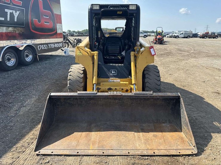 john-deere-250-image-5