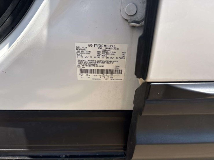 2014-ford-explorer-image-19