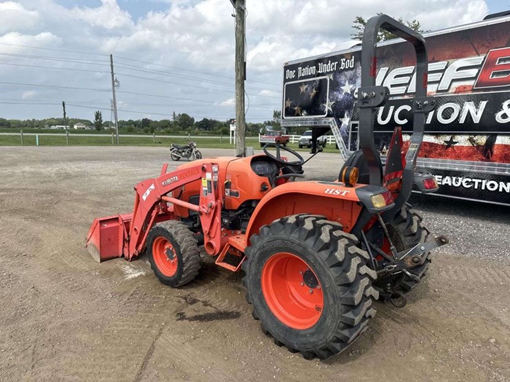 kubota-l3301d-image-2