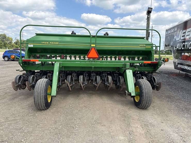 john-deere-1560-image-3