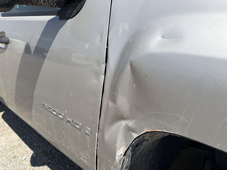 2008-chevrolet-3500-image-29