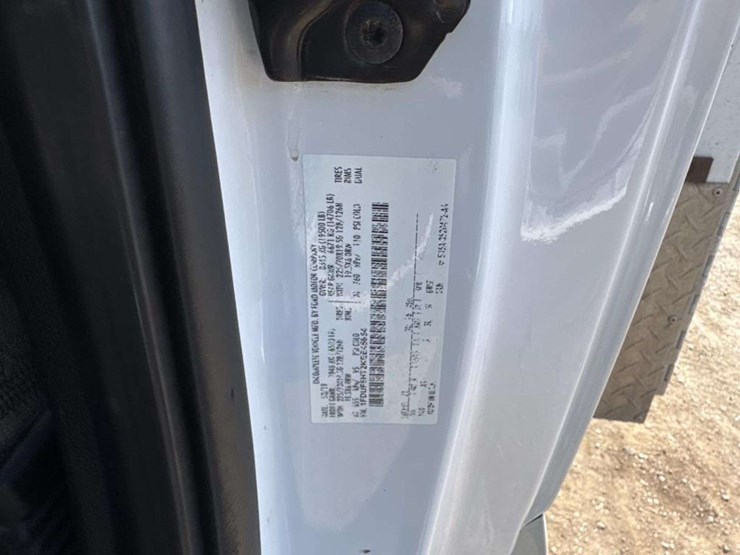 2019-ford-f550-image-29