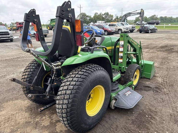 john-deere-4210-image-3