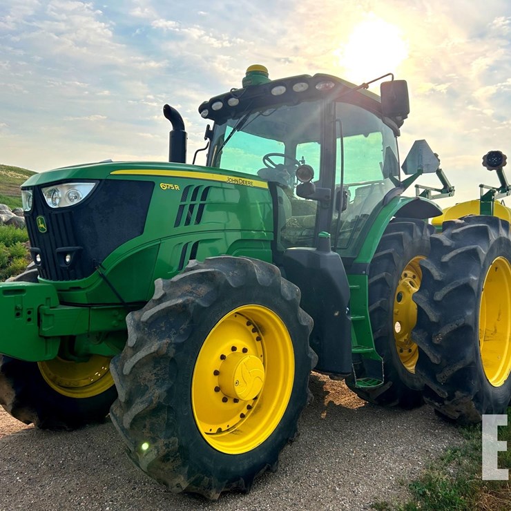 JOHN DEERE 6175R