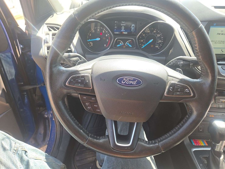 2017-ford-escape-image-14