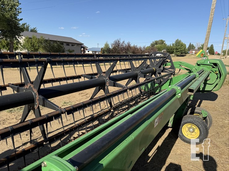 2010-john-deere-640d-image-35