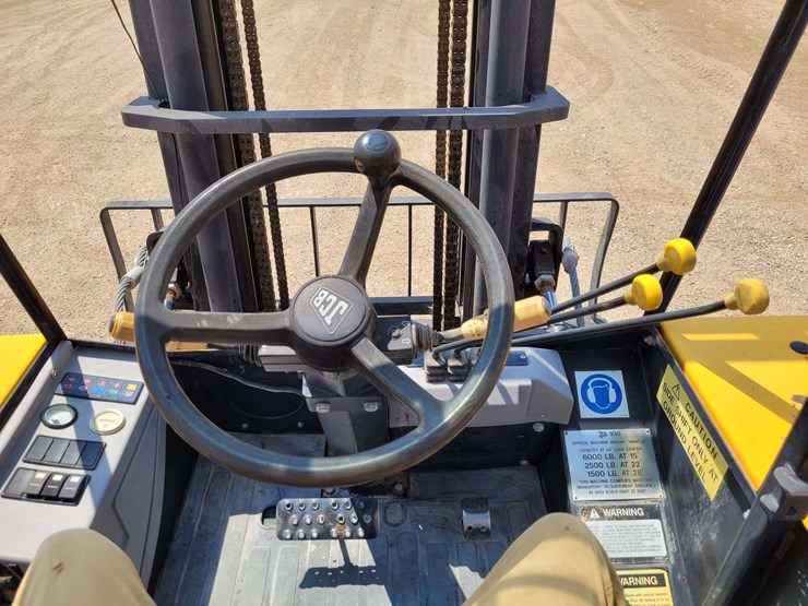 2009-jcb-930-image-16