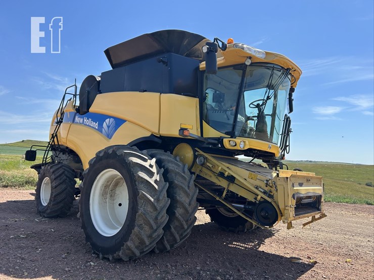 2013-new-holland-cx8080-image-3
