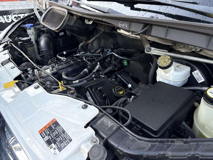 2015-ford-transit-image-13