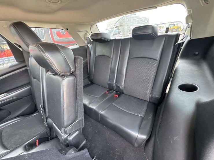 2018-dodge-journey-image-18