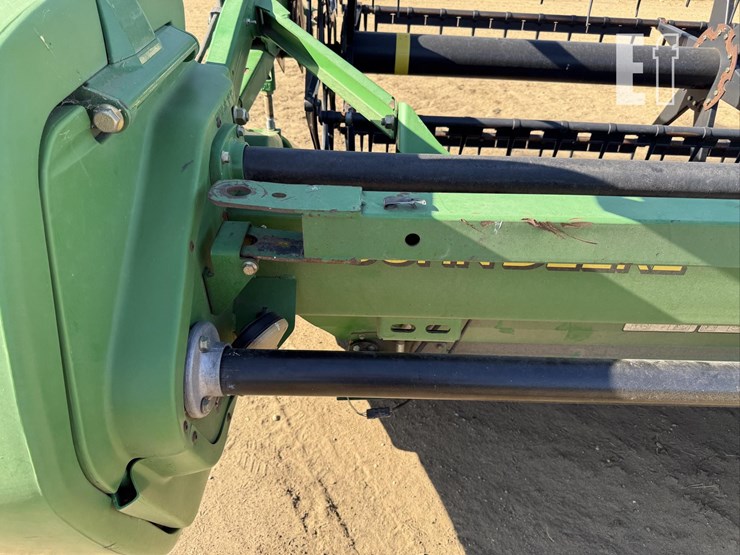 2010-john-deere-640d-image-19