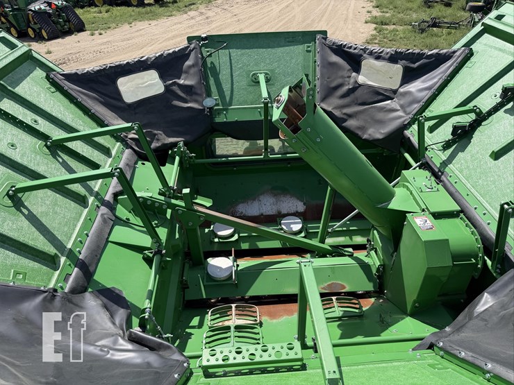 2020-john-deere-s790-image-110