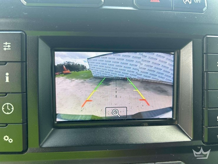 2020-ford-f150-image-14