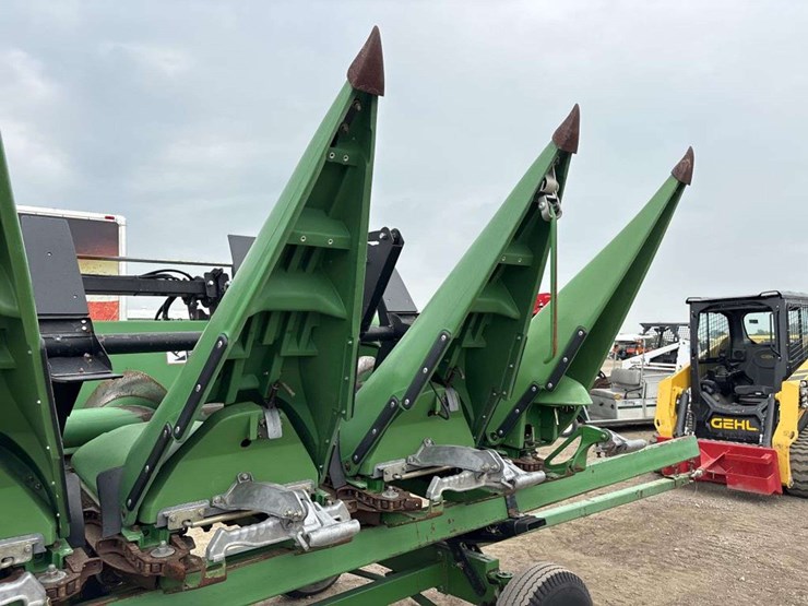 john-deere-608c-image-7