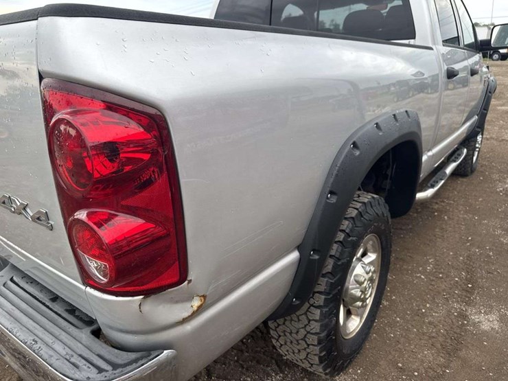 2009-dodge-ram-2500-image-22
