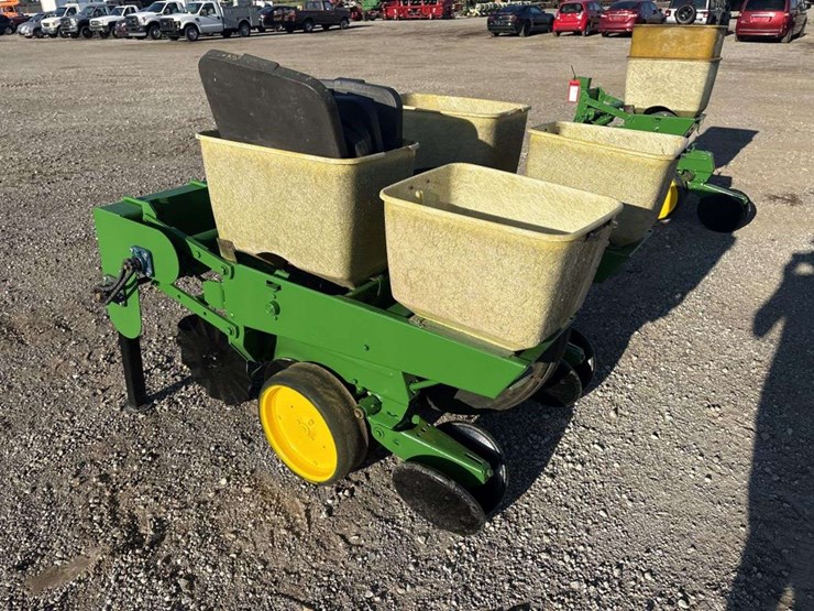 john-deere-2-image-2