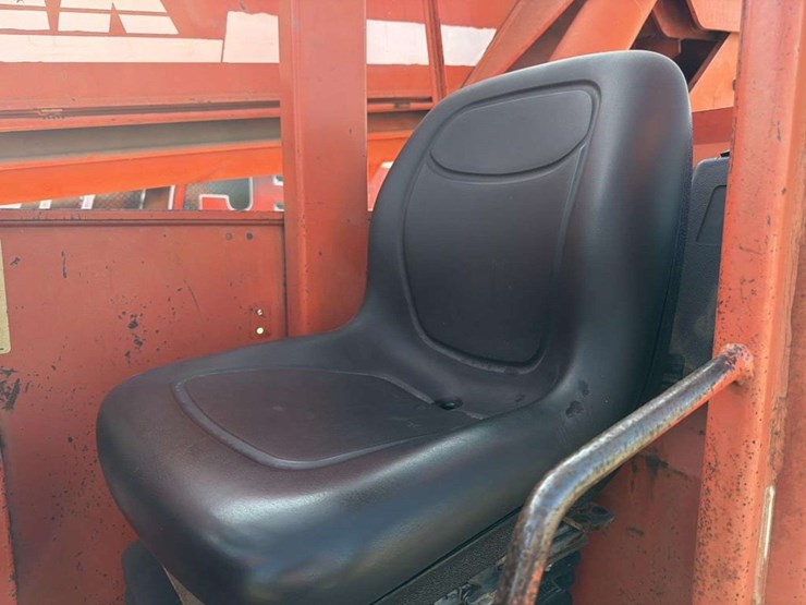 sky-trak-6036-image-11