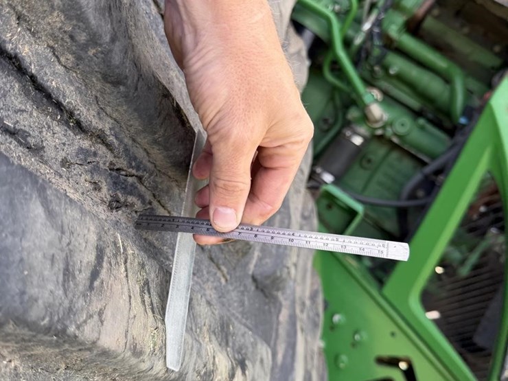 2017-john-deere-9570rx-image-65