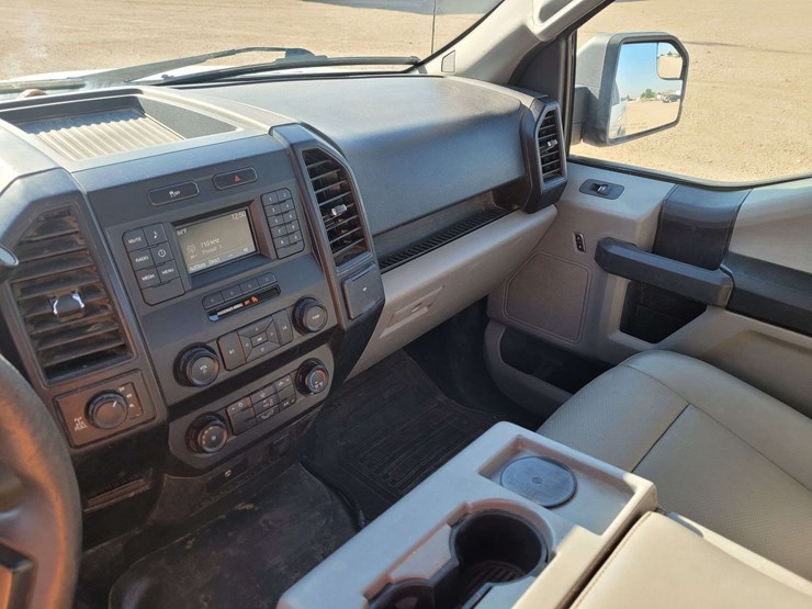 2017-ford-f150-image-14