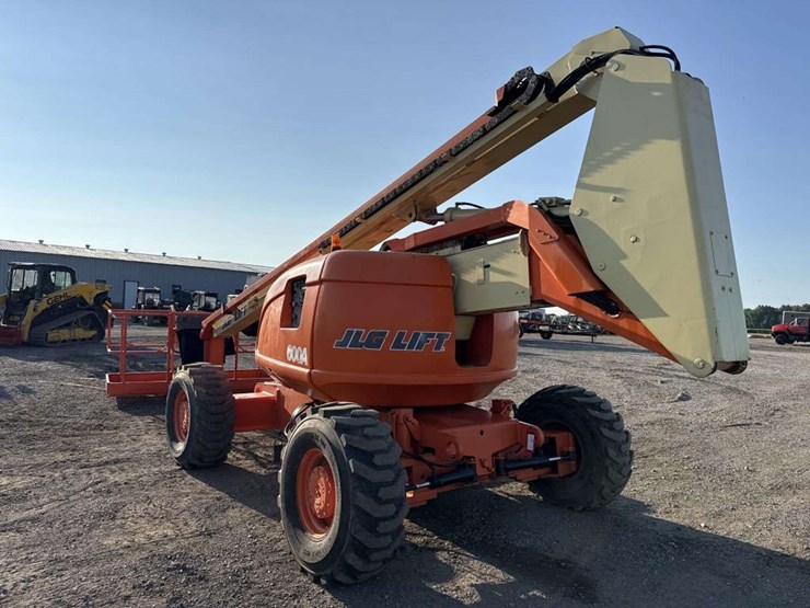 1998-jlg-600a-image-2