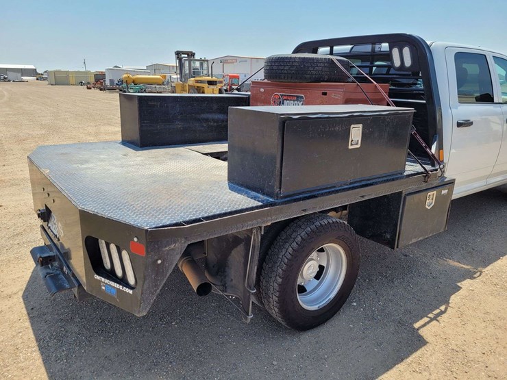 2019-dodge-3500-image-5