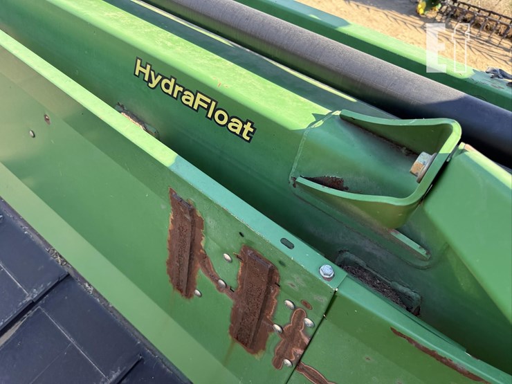 2010-john-deere-640d-image-14