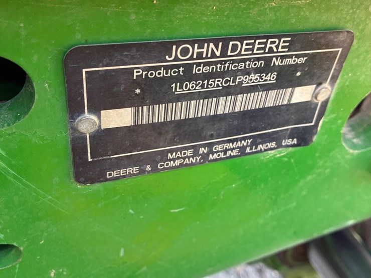 2017-john-deere-6215r-image-8