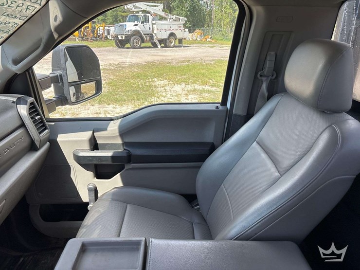 2018-ford-f450-image-29