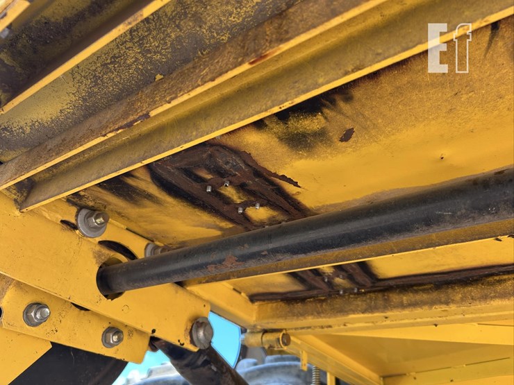 2013-new-holland-cx8080-image-63