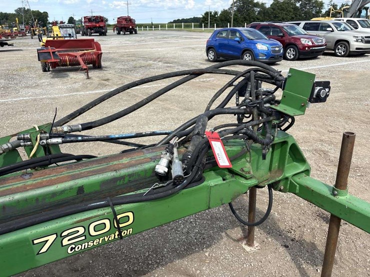 john-deere-7200-image-17