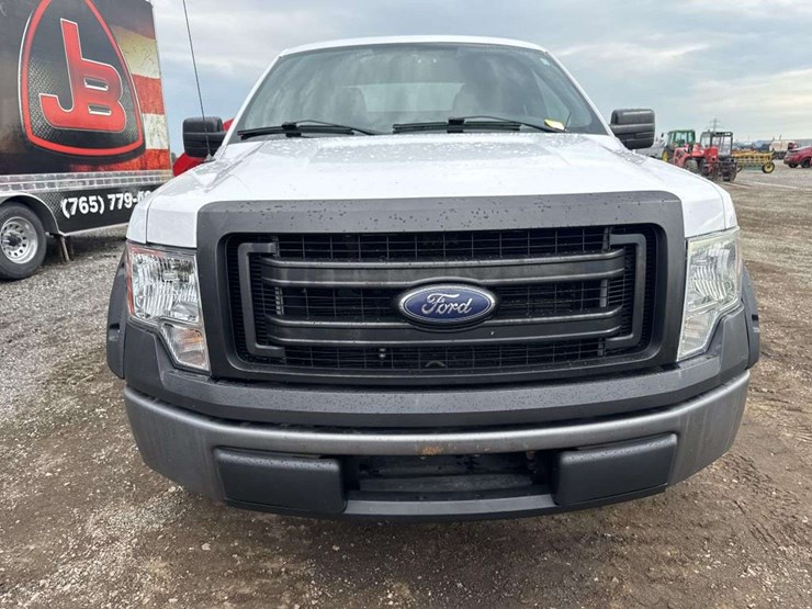 2014-ford-f150-xl-image-5
