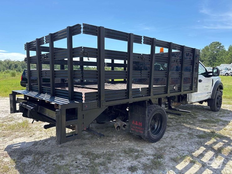 2018-ford-f450-image-3