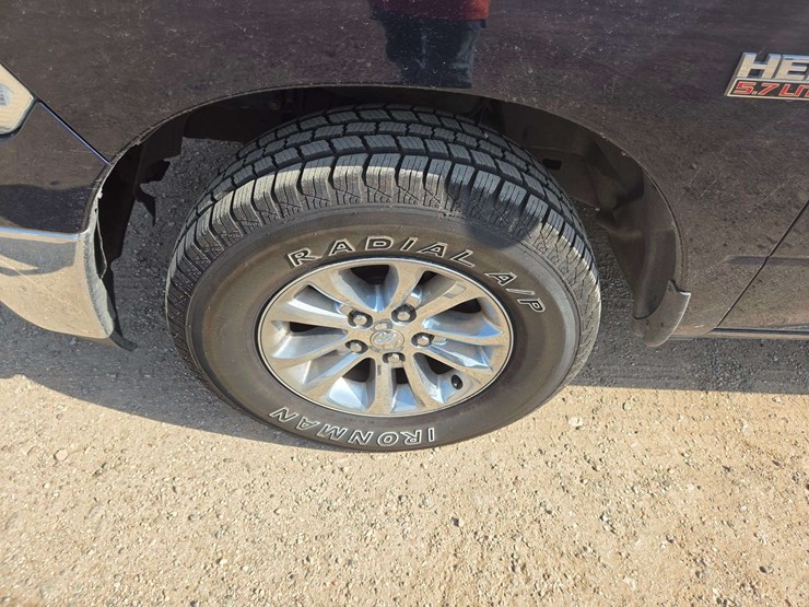2014-ram-1500-slt-image-7