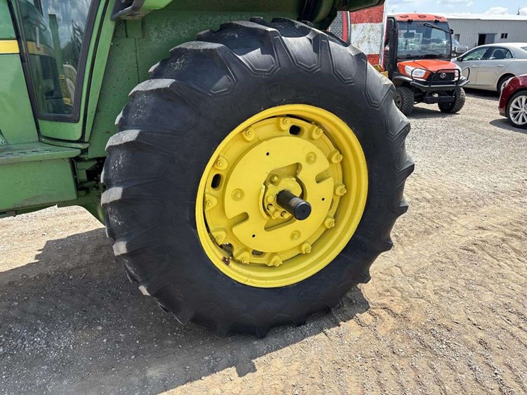 john-deere-4230-image-7