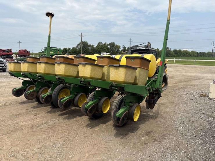 john-deere-7000-image-4