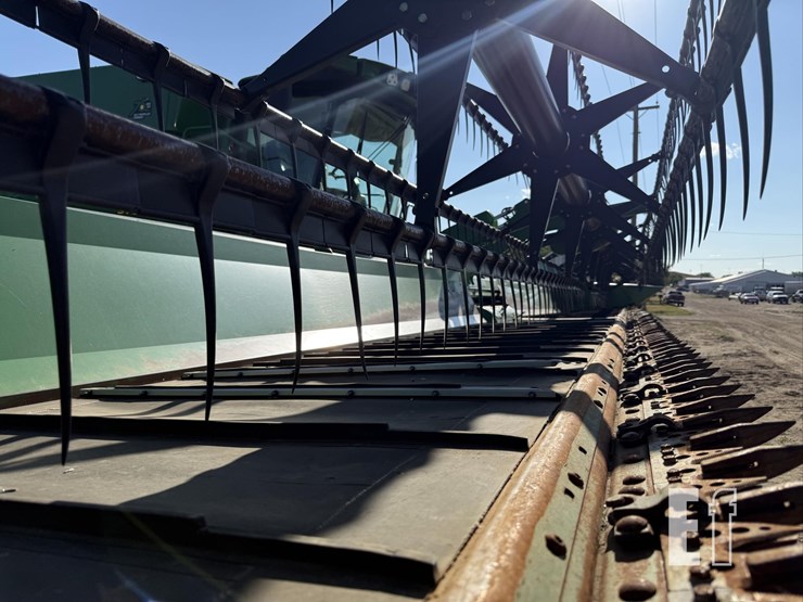 2010-john-deere-640d-image-55
