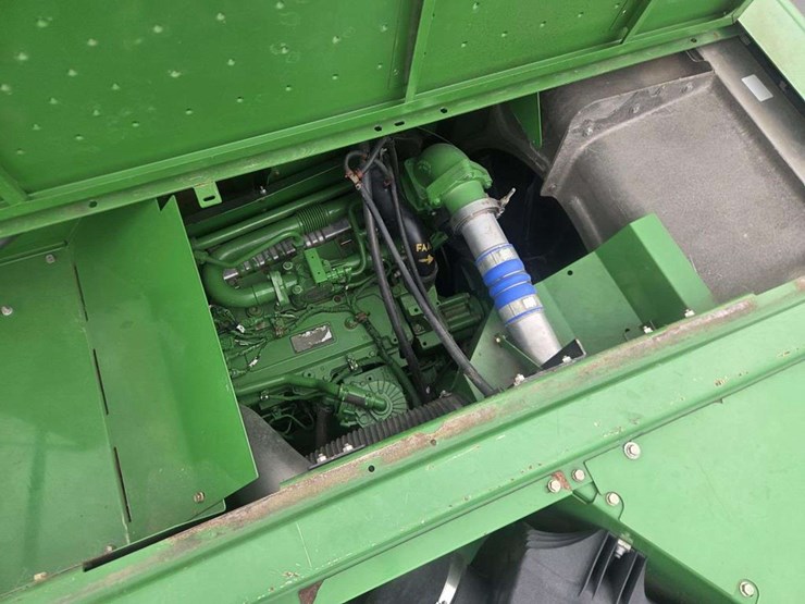 2013-john-deere-s660-image-21