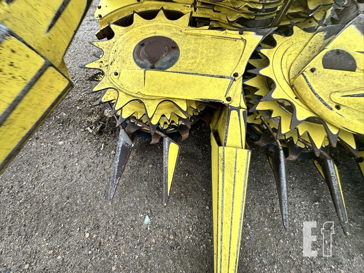 2003-john-deere-686-image-16