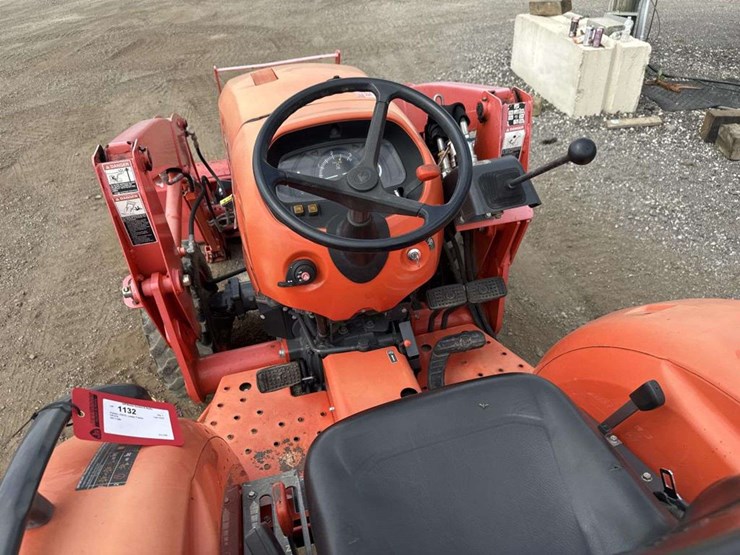kubota-l3301d-image-11