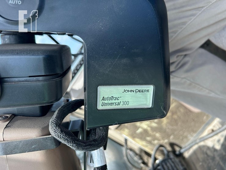 2000-john-deere-9400t-image-56